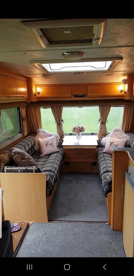 Self Contained Holiday Home Caravan Corsham Bagian luar foto