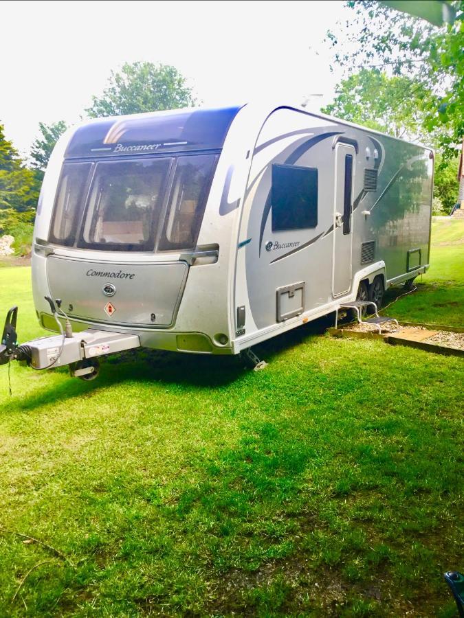 Self Contained Holiday Home Caravan Corsham Bagian luar foto