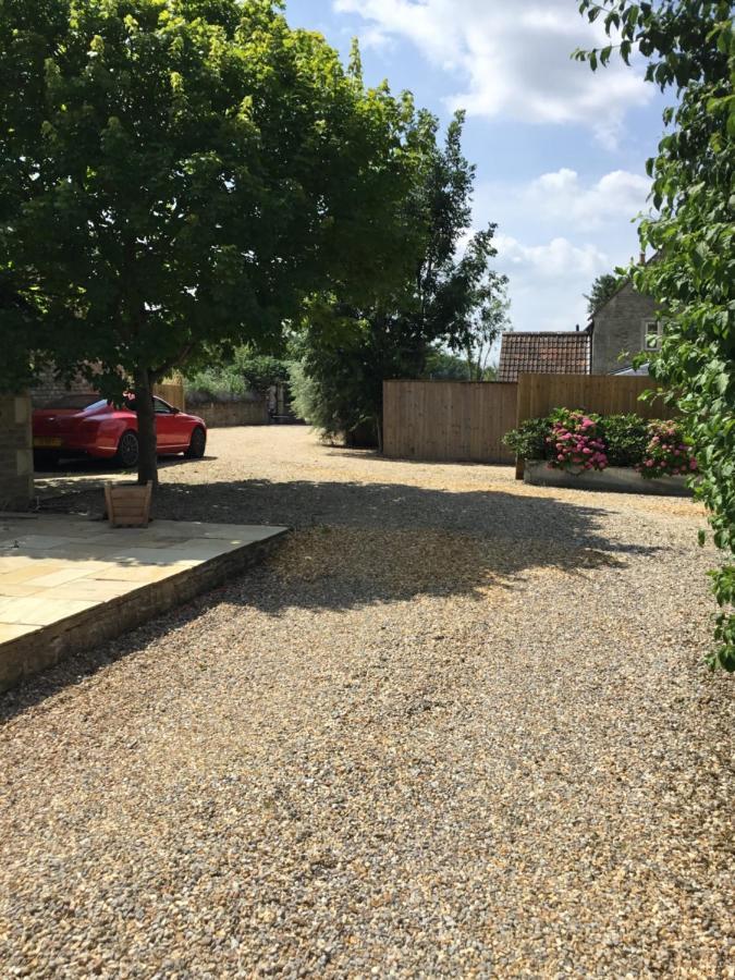 Self Contained Holiday Home Caravan Corsham Bagian luar foto
