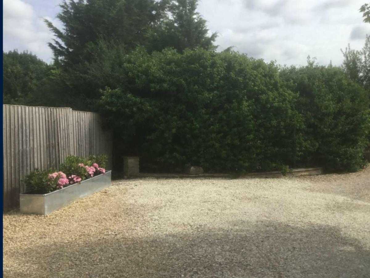 Self Contained Holiday Home Caravan Corsham Bagian luar foto